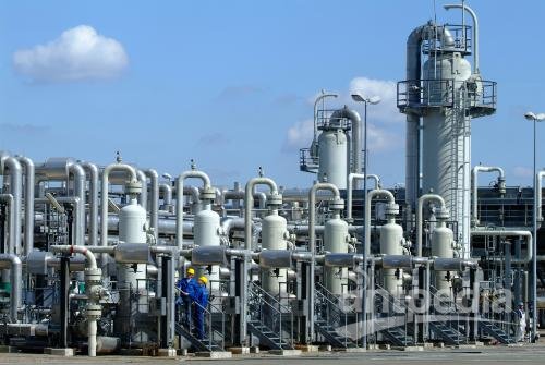 中國(guó)石化全國(guó)首個(gè)頁(yè)巖氣LNG工廠投入試運(yùn)行，推動(dòng)綠色能源發(fā)展